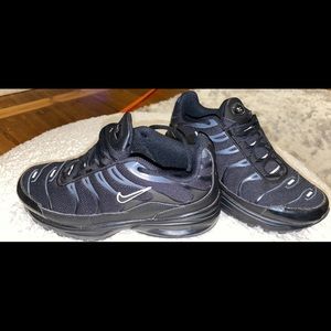 Girls Black Nike Air Max Youth 3